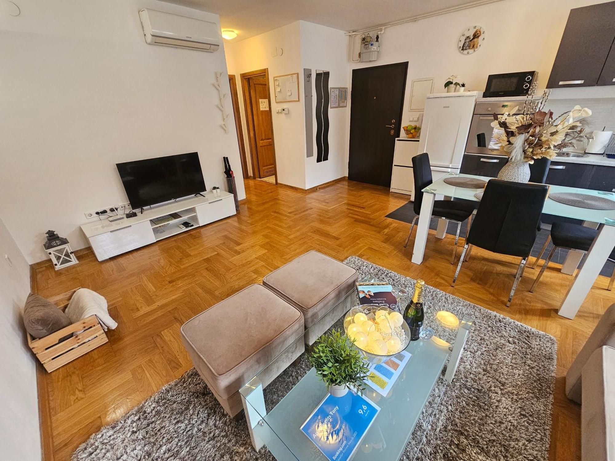 Apartments Tony Загреб Екстер'єр фото