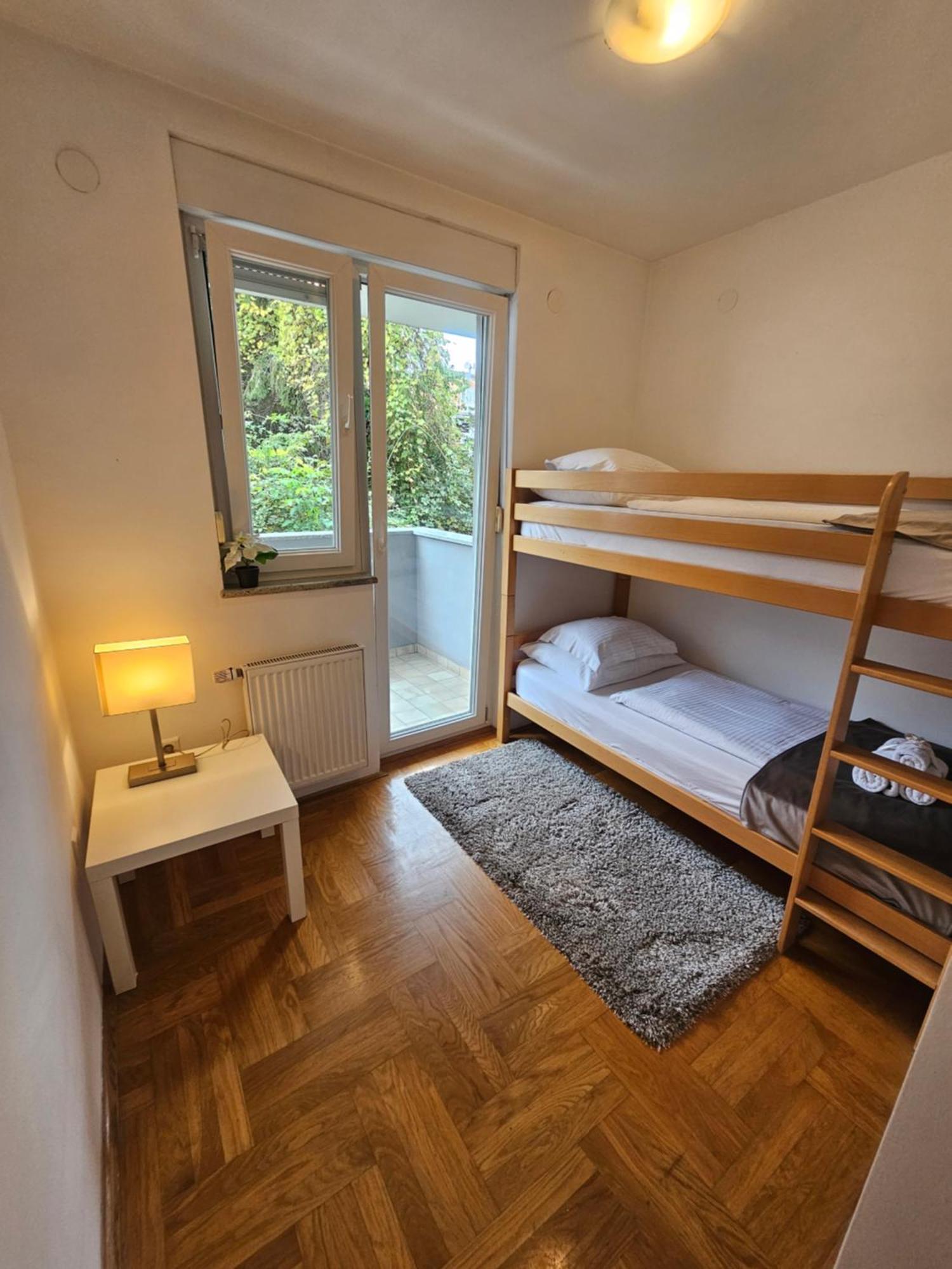 Apartments Tony Загреб Екстер'єр фото