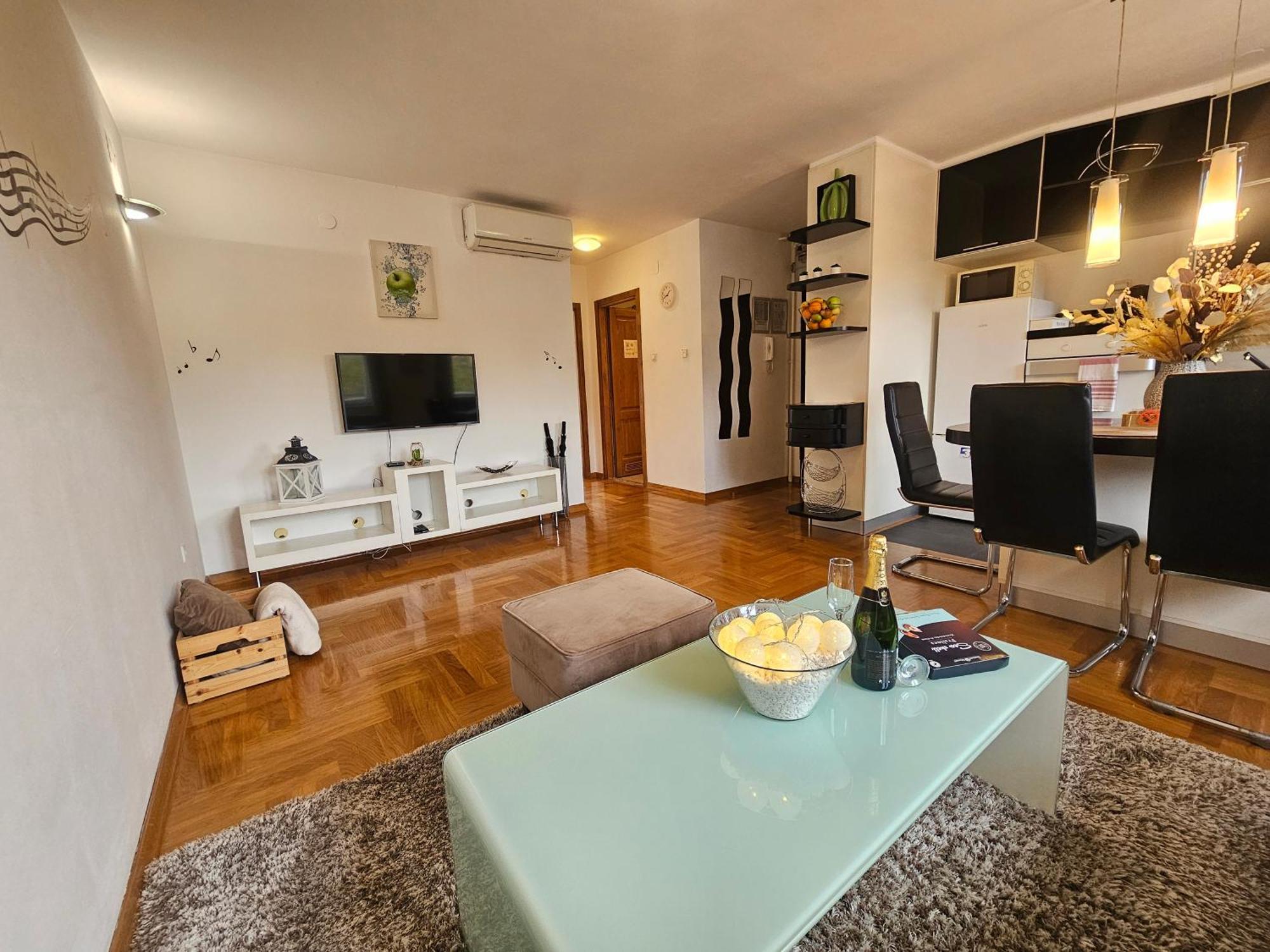 Apartments Tony Загреб Екстер'єр фото